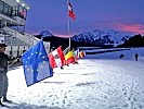 Die Fahnen aller teilnehmenden Nationen boten ein buntes Bild im Stadion. (Bild öffnet sich in einem neuen Fenster)