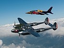 Im Hintergrund ein Alphajet und davor eine Lookheed P-38. (Bild öffnet sich in einem neuen Fenster)
