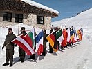 Ein buntes Farbenmeer bei der Eröffnungsfeier.