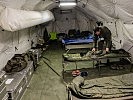 Die Soldaten leben in Großraumzelten. (Bild öffnet sich in einem neuen Fenster)