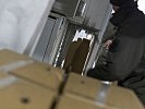 Die Wassersäcke werden für den Transport verpackt. (Bild öffnet sich in einem neuen Fenster)