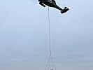...oder mit einem "Black Hawk" transportiert. (Bild öffnet sich in einem neuen Fenster)