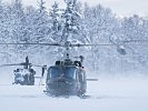 Die Helikopter fliegen in ihre Einsatzorte. (Bild öffnet sich in einem neuen Fenster)