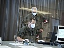 Er unterstützt als einer von über 1.000 Soldaten... (Bild öffnet sich in einem neuen Fenster)