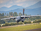 Die chinesische Y-20 Maschine landet in Zeltweg. (Bild öffnet sich in einem neuen Fenster)
