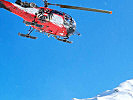 Ein Verbindungshubschrauber "Alouette" III im Hochgebirge. (Bild öffnet sich in einem neuen Fenster)