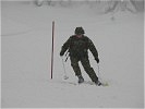Slalom mit österreichischer Ausrüstung. (Bild öffnet sich in einem neuen Fenster)