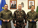 V.l.: Major Köck, Brigadegeneral Gulyas und Oberstleutnant Ölböck. (Bild öffnet sich in einem neuen Fenster)