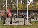 Die Zeremonie mit österreichischen und niederländischen Soldaten. (Bild öffnet sich in einem neuen Fenster)