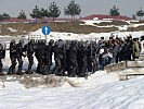 Die Soldaten zeigten einen "Crowd and Riot Control"-Einatz. (Bild öffnet sich in einem neuen Fenster)