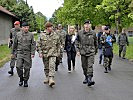 General Shirreff, 3.v.l., und Generalmajor Brieger, vorne rechts. (Bild öffnet sich in einem neuen Fenster)