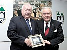 Bürgermeister Häupl, l., mit Bürgermeister Behmen. (Bild öffnet sich in einem neuen Fenster)