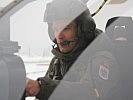 Der Pilot des Bundesheer-Hubschraubers. (Bild öffnet sich in einem neuen Fenster)