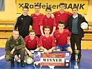 Oberst Wimmer mit dem Siegerteam. (Bild öffnet sich in einem neuen Fenster)