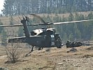 Ein Helikopter beim "Combined Training". (Bild öffnet sich in einem neuen Fenster)