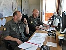 Verantwortungsvolle Aufgaben bewältigen die EUFOR-"Aircontroller". (Bild öffnet sich in einem neuen Fenster)