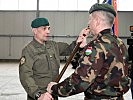 Oberstleutnant Bacher, l., gab das Kommando ab. (Bild öffnet sich in einem neuen Fenster)