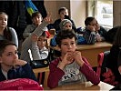 Viele Fragen und rege Mitarbeit bewiesen das Interesse der Schulklasse. (Bild öffnet sich in einem neuen Fenster)