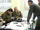 Praktische Ausbildung für die Lagerung von Waffen. (Bild öffnet sich in einem neuen Fenster)