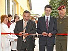 Bürgermeister Rachman, Botschafter Almhofer und NCC Schrötter. (Bild öffnet sich in einem neuen Fenster)