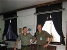 Der neue Kommandant Bgdr Pronhagl mit seinem Vorgänger Bgdr Peltonen. (Bild öffnet sich in einem neuen Fenster)