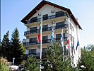 Das Koordinierungszentrum in Tuzla: Hier arbeiten und wohnen die Soldaten. (Bild öffnet sich in einem neuen Fenster)