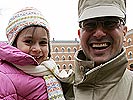 Familien und Freunde kamen zur Verabschiedung ins Ministerium. (Bild öffnet sich in einem neuen Fenster)