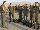 Begrüßung durch Major Camillo Nemec am Flughafen in Kabul. (Bild öffnet sich in einem neuen Fenster)