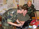Jede eingehende Information wird gesammelt und bewertet. (Bild öffnet sich in einem neuen Fenster)