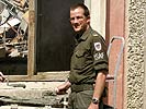 Oberstleutnant Heinold bei der Grundsteinlegung. (Bild öffnet sich in einem neuen Fenster)