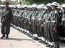 Eine Abordnung der afghanischen Polizei. (Bild öffnet sich in einem neuen Fenster)