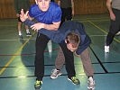 Hebel-, Wurf-, Tritt- und Stoßtechniken wurden trainiert. (Bild öffnet sich in einem neuen Fenster)