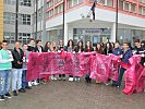 Die Kinder einer Grundschule hatten Freude an der Aktion. (Bild öffnet sich in einem neuen Fenster)