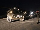 Wenn nötig, können die Soldaten auf sechs "Pandur"-Radpanzer zurückgreifen. (Bild öffnet sich in einem neuen Fenster)