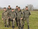 Zufriedene Soldaten nach dem Aufbau. (Bild öffnet sich in einem neuen Fenster)