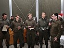 Siegerehrung: Das Team "B-Coy1" lief Bestzeit. (Bild öffnet sich in einem neuen Fenster)