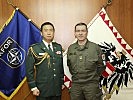 V.l.: Colonel Sone und Oberst Madner. (Bild öffnet sich in einem neuen Fenster)