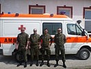 Oberst Dr. Michael Protivinsky, 2.v.l., mit seinem Team. (Bild öffnet sich in einem neuen Fenster)
