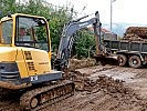 Schweres Pioniergerät im Einsatz. (Bild öffnet sich in einem neuen Fenster)