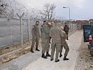 MAT-2 Praktische Ausbildung, Üben des Rettens aus einem Kfz. (Bild öffnet sich in einem neuen Fenster)