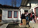 Die Familie bei der Übergabe des Zubaues. (Bild öffnet sich in einem neuen Fenster)