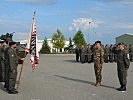 Generalmajo Cuoci und Oberst Lampl bei der Ehrenbezeugung. (Bild öffnet sich in einem neuen Fenster)