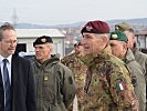 KFOR-Kommandant Generalmajor D"Addario. (Bild öffnet sich in einem neuen Fenster)