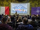 Briefing über die aktuelle Situation im Kosovo. (Bild öffnet sich in einem neuen Fenster)