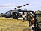 Abtransport der österreichischen Soldaten in die entlegensten Gegenden. (Bild öffnet sich in einem neuen Fenster)