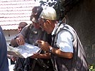 Befragung der kosovarischen Bevölkerung. (Bild öffnet sich in einem neuen Fenster)