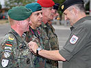 Prader zeichnete unter anderem Brigadier Grün aus Deutschland aus. (Bild öffnet sich in einem neuen Fenster)