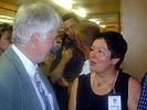Max Zellhofer und Flüchtlingshelferin Eva Fischer. (Bild öffnet sich in einem neuen Fenster)