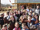 Die Kinder in Jovic freuen sich auf das neue Haus. (Bild öffnet sich in einem neuen Fenster)