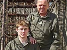 Trafen sich zur Kommandoübergabe: Alois und David Mühlburger. (Bild öffnet sich in einem neuen Fenster)